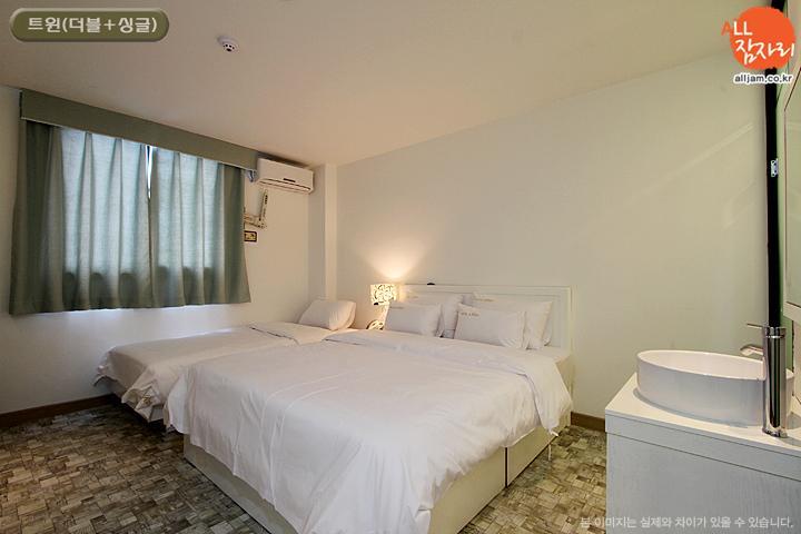 The Hotel Bon Suwon Quarto foto