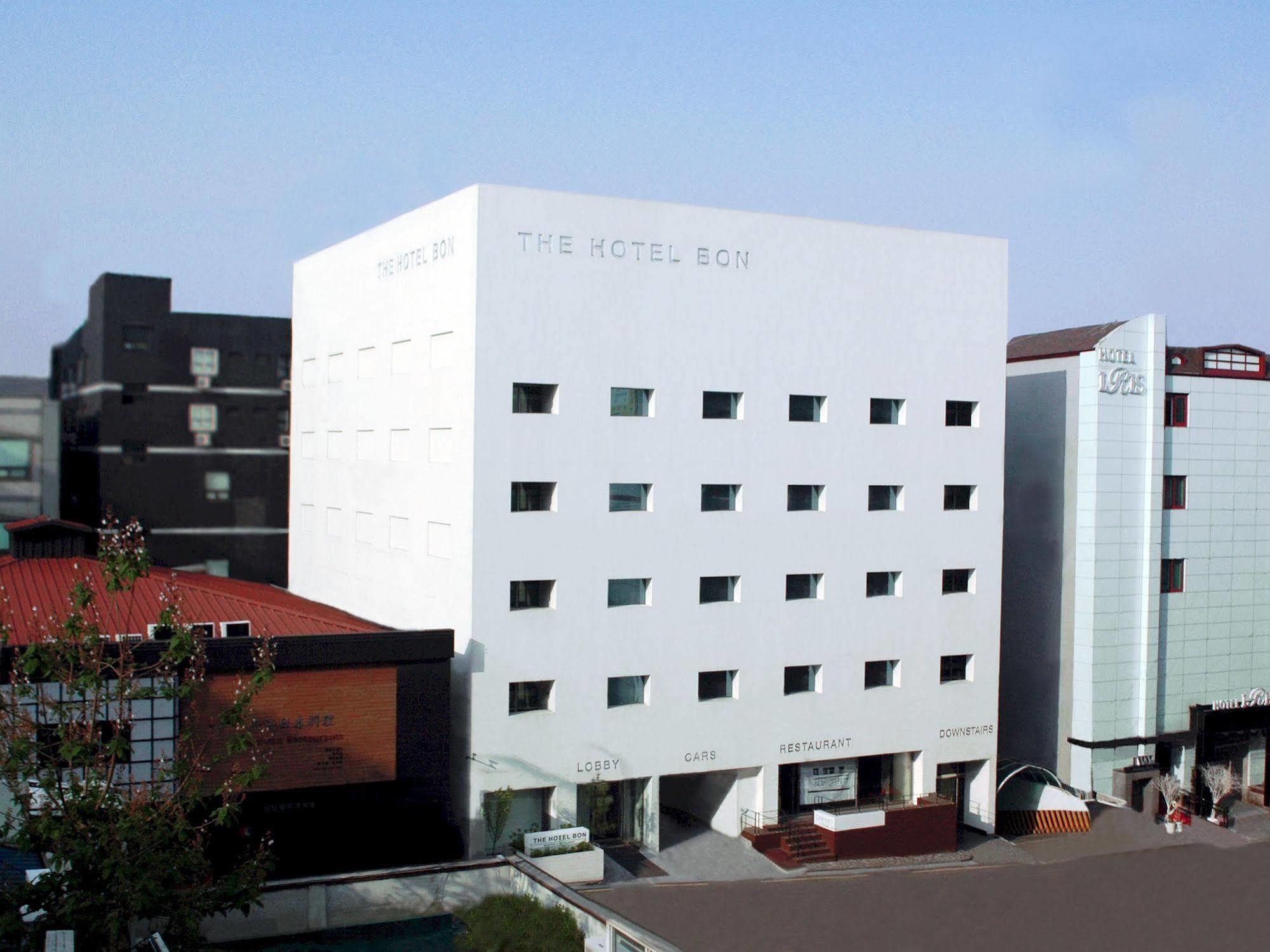 The Hotel Bon Suwon Exterior foto