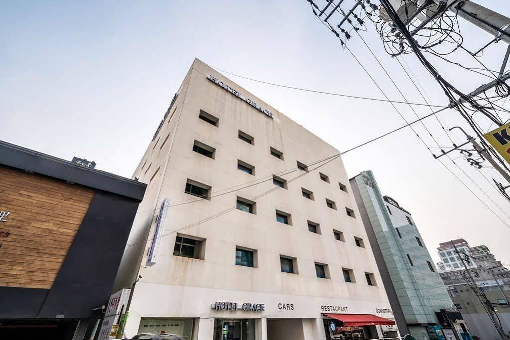 The Hotel Bon Suwon Exterior foto
